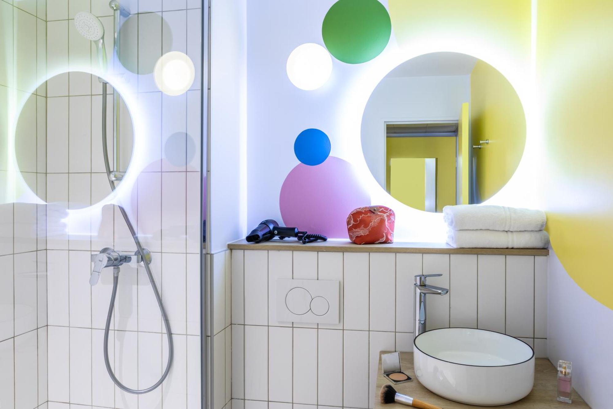 Ibis Styles Paris Saint Denis Pleyel Saint-Denis (Seine-Saint-Denis) Exterior foto