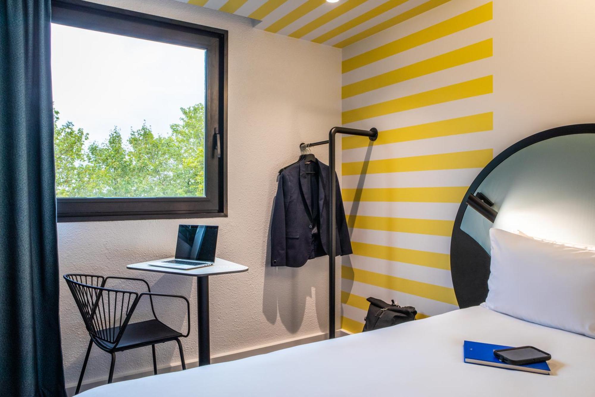 Ibis Styles Paris Saint Denis Pleyel Saint-Denis (Seine-Saint-Denis) Exterior foto