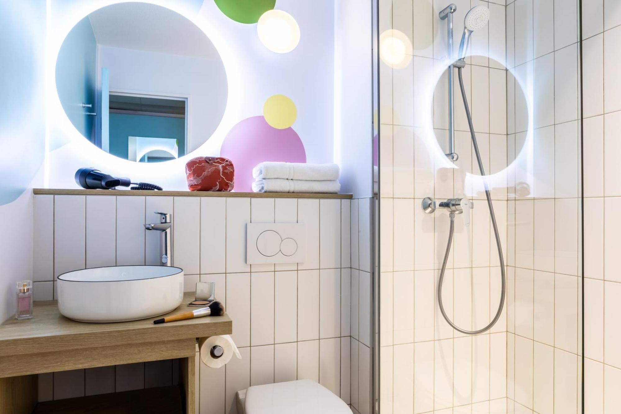 Ibis Styles Paris Saint Denis Pleyel Saint-Denis (Seine-Saint-Denis) Exterior foto