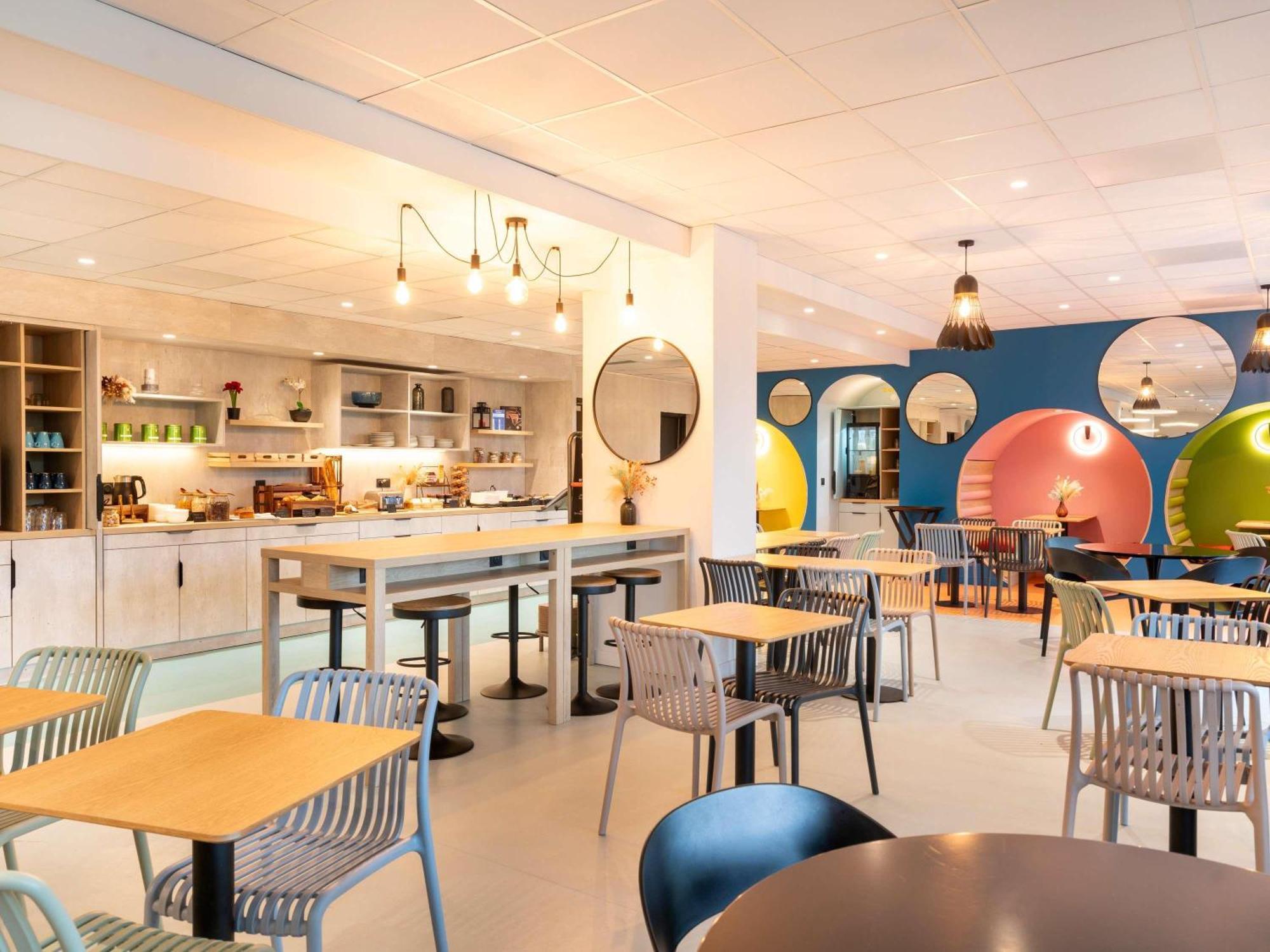 Ibis Styles Paris Saint Denis Pleyel Saint-Denis (Seine-Saint-Denis) Exterior foto